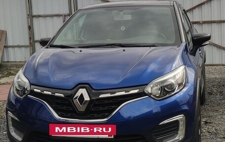 Renault Kaptur I рестайлинг, 2020 год, 1 900 000 рублей, 2 фотография