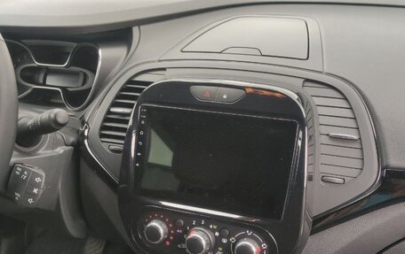 Renault Kaptur I рестайлинг, 2020 год, 1 900 000 рублей, 10 фотография