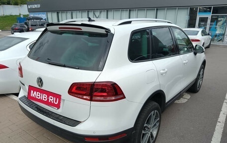 Volkswagen Touareg III, 2015 год, 2 190 000 рублей, 4 фотография