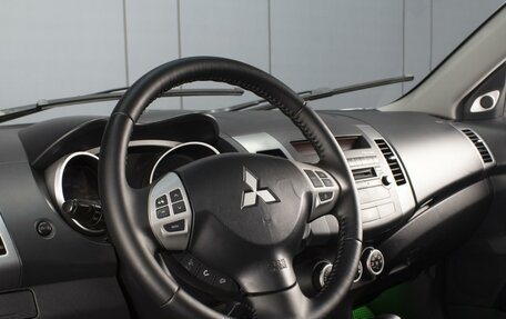 Mitsubishi Outlander III рестайлинг 3, 2007 год, 1 280 000 рублей, 12 фотография