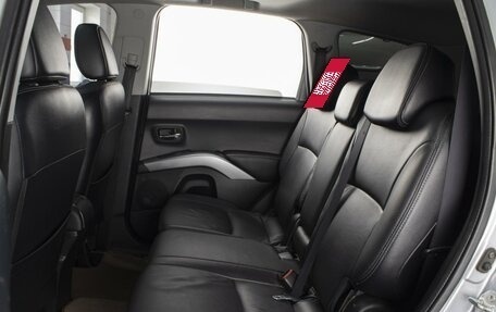 Mitsubishi Outlander III рестайлинг 3, 2007 год, 1 280 000 рублей, 9 фотография