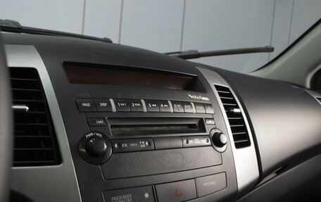 Mitsubishi Outlander III рестайлинг 3, 2007 год, 1 280 000 рублей, 14 фотография