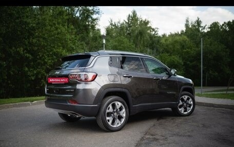 Jeep Compass II, 2020 год, 2 550 000 рублей, 4 фотография