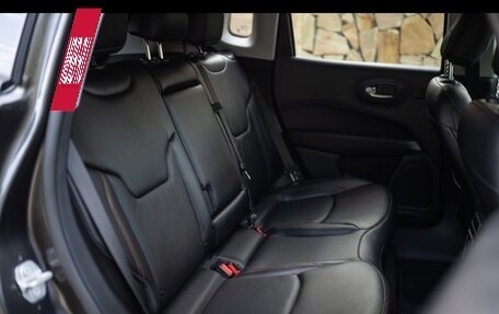 Jeep Compass II, 2020 год, 2 550 000 рублей, 23 фотография