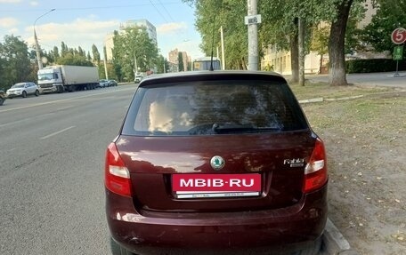 Skoda Fabia II, 2010 год, 330 000 рублей, 3 фотография