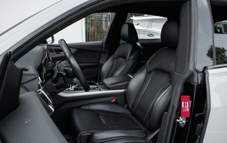 Audi Q8 I, 2019 год, 5 699 000 рублей, 15 фотография
