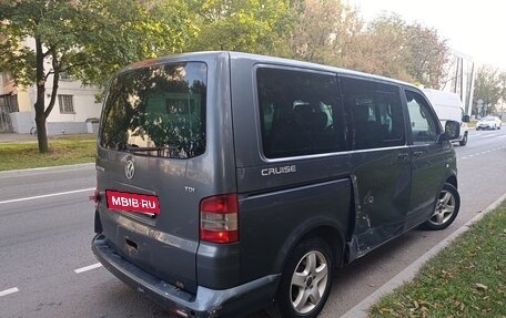 Volkswagen Multivan T5, 2005 год, 650 000 рублей, 4 фотография