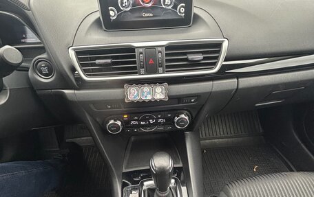 Mazda 3, 2014 год, 1 300 000 рублей, 13 фотография