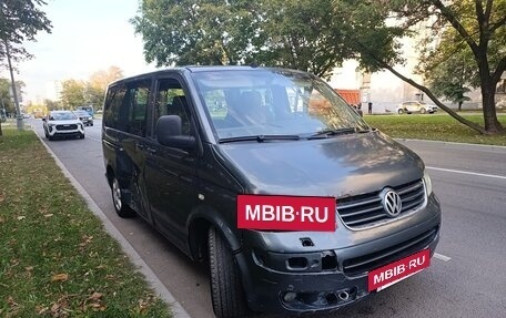 Volkswagen Multivan T5, 2005 год, 650 000 рублей, 6 фотография