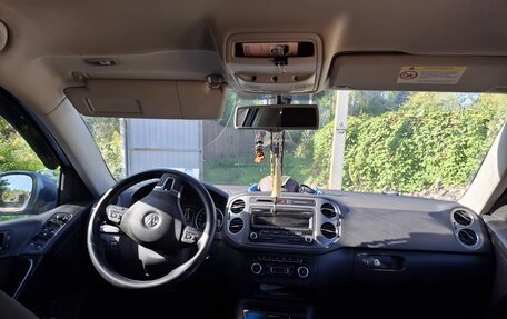 Volkswagen Tiguan I, 2011 год, 900 000 рублей, 6 фотография