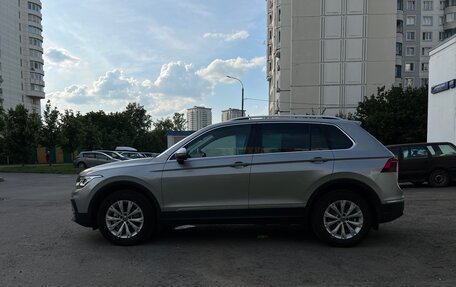 Volkswagen Tiguan II, 2021 год, 3 390 000 рублей, 17 фотография