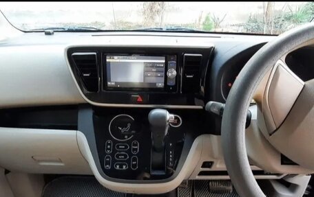 Nissan Dayz Roox I рестайлинг, 2016 год, 685 000 рублей, 27 фотография