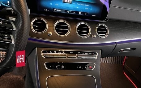 Mercedes-Benz E-Класс, 2021 год, 4 800 000 рублей, 14 фотография