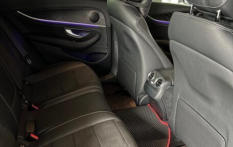 Mercedes-Benz E-Класс, 2021 год, 4 800 000 рублей, 25 фотография