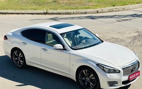 Infiniti Q70 I, 2015 год, 2 550 000 рублей, 1 фотография