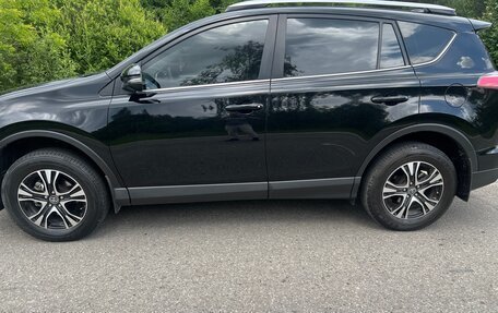 Toyota RAV4, 2017 год, 2 950 000 рублей, 3 фотография