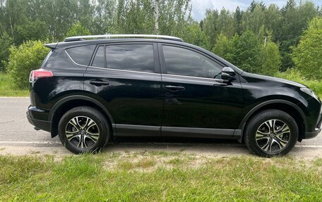 Toyota RAV4, 2017 год, 2 950 000 рублей, 8 фотография