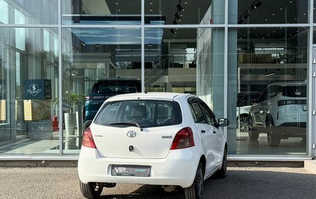 Toyota Yaris III рестайлинг, 2008 год, 675 000 рублей, 5 фотография