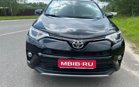 Toyota RAV4, 2017 год, 2 950 000 рублей, 14 фотография
