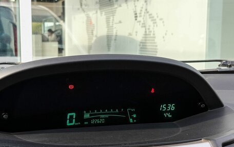 Toyota Yaris III рестайлинг, 2008 год, 675 000 рублей, 12 фотография