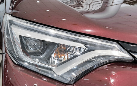 Toyota RAV4, 2019 год, 2 250 000 рублей, 21 фотография