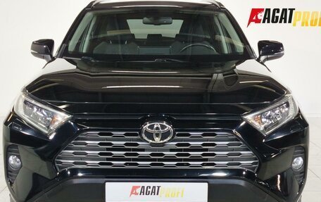 Toyota RAV4, 2021 год, 3 250 000 рублей, 2 фотография