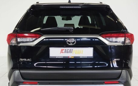 Toyota RAV4, 2021 год, 3 250 000 рублей, 6 фотография