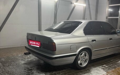 BMW 5 серия, 1992 год, 398 000 рублей, 3 фотография