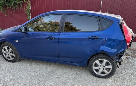 Hyundai Solaris II рестайлинг, 2012 год, 360 000 рублей, 1 фотография