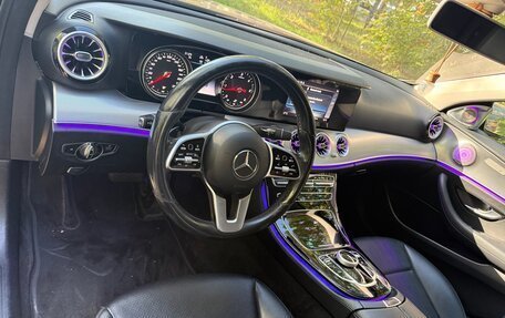 Mercedes-Benz E-Класс, 2019 год, 2 700 000 рублей, 3 фотография