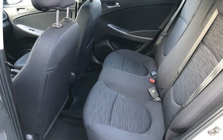 Hyundai Solaris II рестайлинг, 2015 год, 1 100 000 рублей, 7 фотография