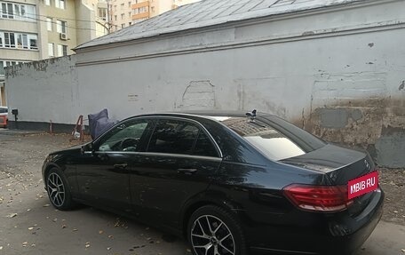 Mercedes-Benz E-Класс, 2015 год, 1 550 000 рублей, 9 фотография