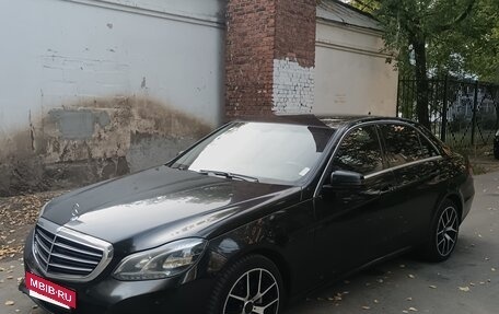 Mercedes-Benz E-Класс, 2015 год, 1 550 000 рублей, 3 фотография