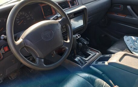 Toyota Land Cruiser 80 рестайлинг, 1997 год, 1 125 000 рублей, 13 фотография