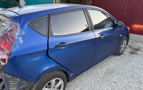 Hyundai Solaris II рестайлинг, 2012 год, 360 000 рублей, 8 фотография