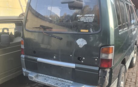 Mitsubishi Delica III, 1992 год, 250 000 рублей, 3 фотография