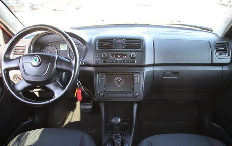 Skoda Fabia II, 2010 год, 733 838 рублей, 13 фотография