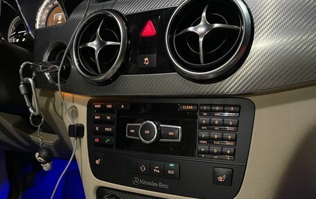 Mercedes-Benz GLK-Класс, 2015 год, 2 250 000 рублей, 18 фотография