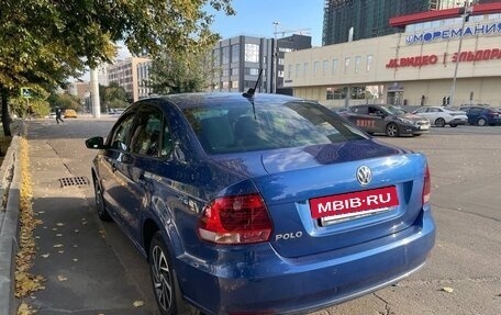Volkswagen Polo VI (EU Market), 2018 год, 1 350 000 рублей, 3 фотография