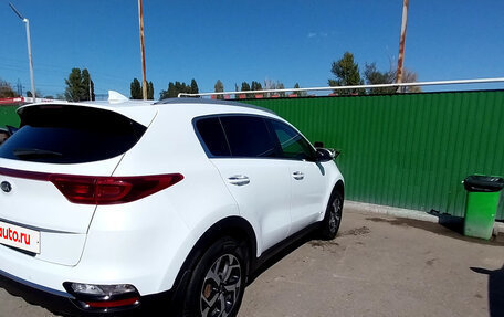 KIA Sportage IV рестайлинг, 2019 год, 2 370 000 рублей, 3 фотография