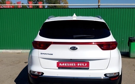 KIA Sportage IV рестайлинг, 2019 год, 2 370 000 рублей, 2 фотография