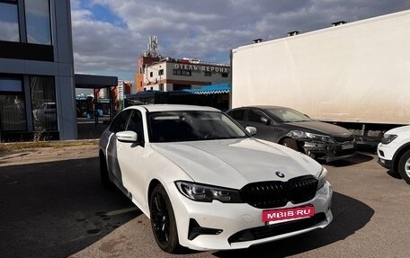 BMW 3 серия, 2020 год, 3 200 000 рублей, 3 фотография