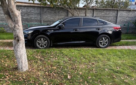 KIA Optima IV, 2017 год, 1 500 000 рублей, 2 фотография