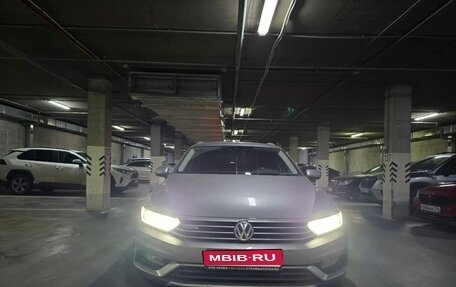 Volkswagen Passat B8 рестайлинг, 2017 год, 2 950 000 рублей, 1 фотография