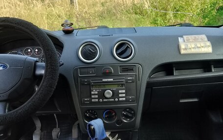 Ford Fusion I, 2006 год, 450 000 рублей, 4 фотография