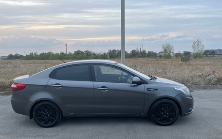 KIA Rio III рестайлинг, 2013 год, 850 000 рублей, 4 фотография