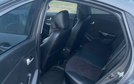 KIA Rio III рестайлинг, 2013 год, 850 000 рублей, 9 фотография