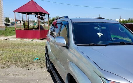 Toyota Land Cruiser Prado 120 рестайлинг, 2006 год, 1 950 000 рублей, 3 фотография