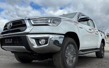 Toyota Hilux VIII, 2024 год, 7 100 000 рублей, 8 фотография