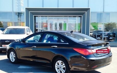 Hyundai Sonata VI, 2010 год, 880 000 рублей, 3 фотография